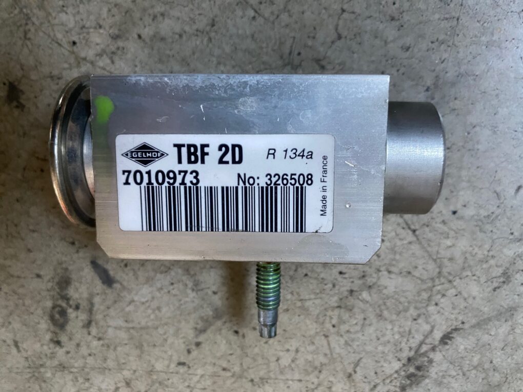 VOLVO XC60 7010973 326508
