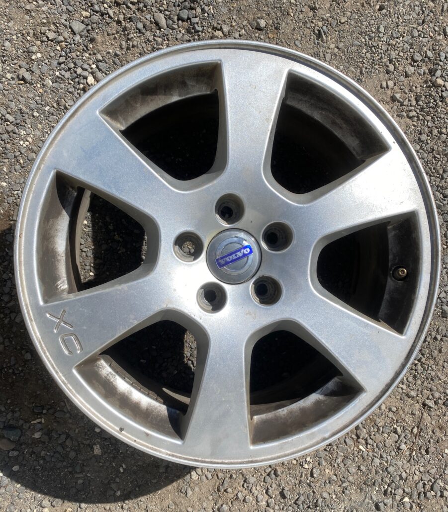 Hlinikový disk R17 Volvo XC60 30671480