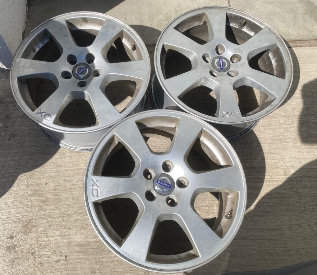 Hlinikový disk R17 Volvo XC60 30671480