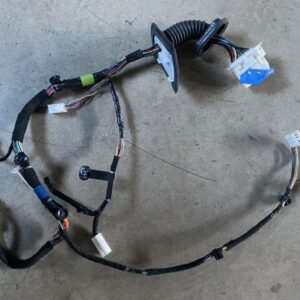 Káblový zväzok dverí Mazda D651-67-190C