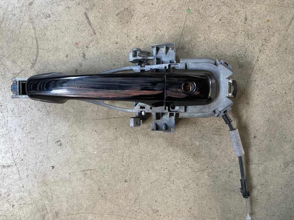 Kľučka dverí ľavá VOLVO XC60 30784198