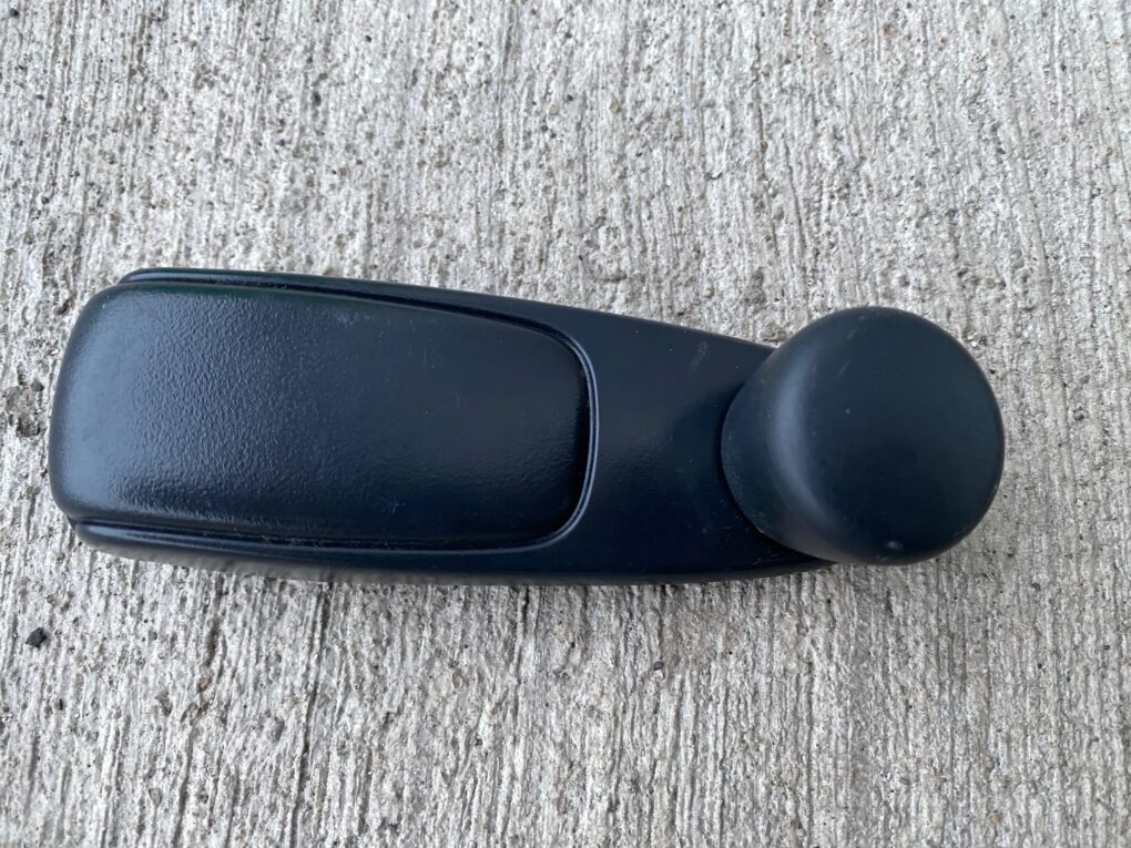 Kľučka okna Peugeot Citroën čierna 9653797777