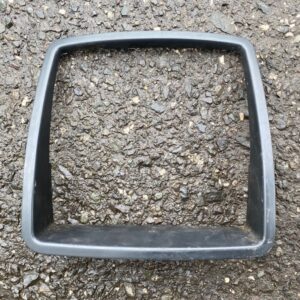 Rámček stredovej konzoly / radiacej páky Renault Trafic Opel Vivaro 8200933948 93863075