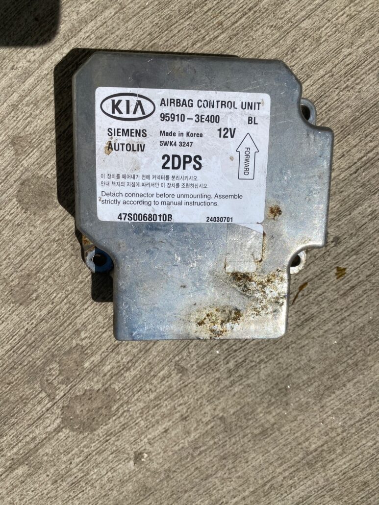 Riadiaca jednotka airbagov KIA 95910 - 3E400