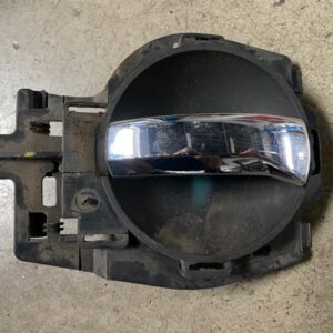 Vnútorná kľučka pravá Citroën C3 Chrómová 9680187777