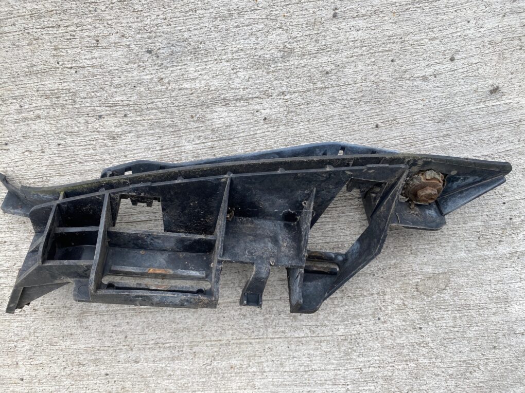 Vodiaci profil nárazníka Peugeot 9643074580